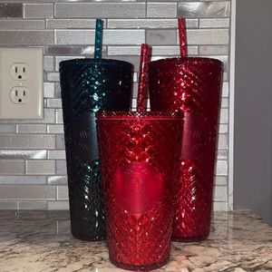 ❤️💚CHRISTMAS CUPS💚❤️